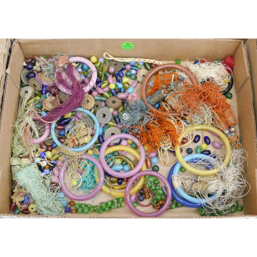 Box Old Chinese Peking Glass Rings and Tassels