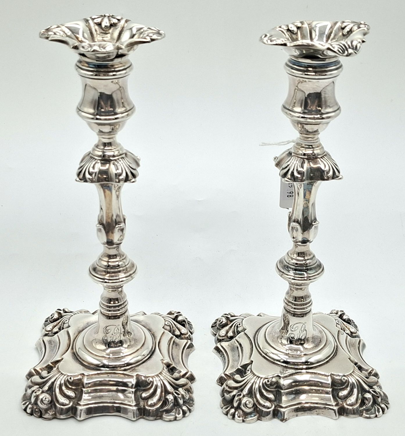 189 · A PAIR OF GEORGIAN SILVER CANDLESTICKS
