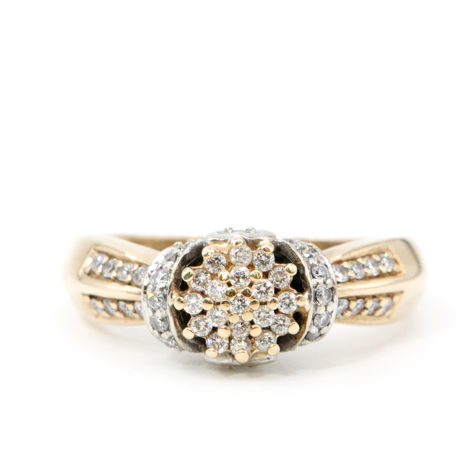 137 · Diamond 9ct Gold Ring