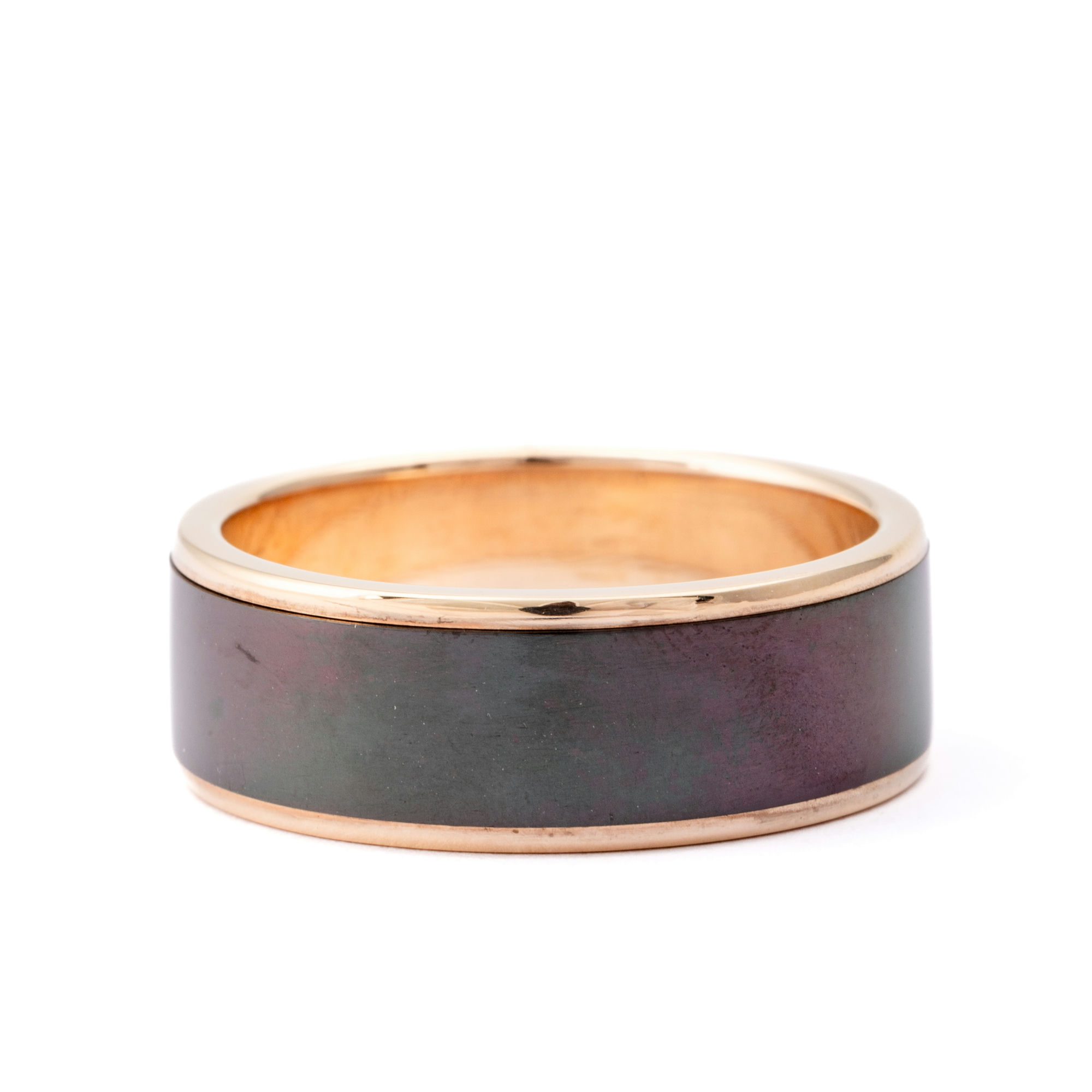 Onyx Inlay Band 9ct Gold,