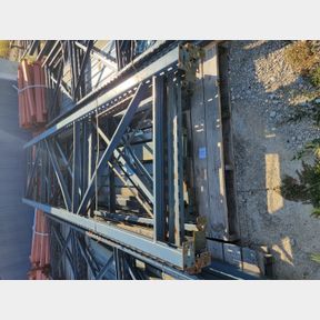 4 - 15' x 44" uprights, 1 shorter bonus, 11 - 11' rails + 3 bonus