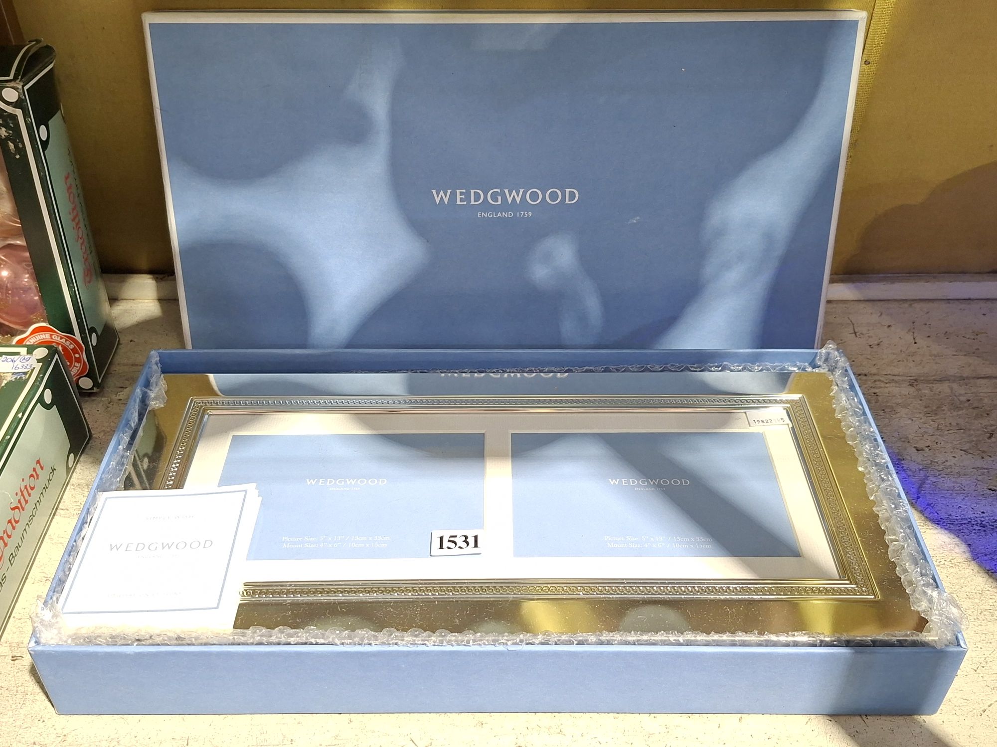WEDGWOOD 'SIMPLY WISH' PHOTO FRAME
