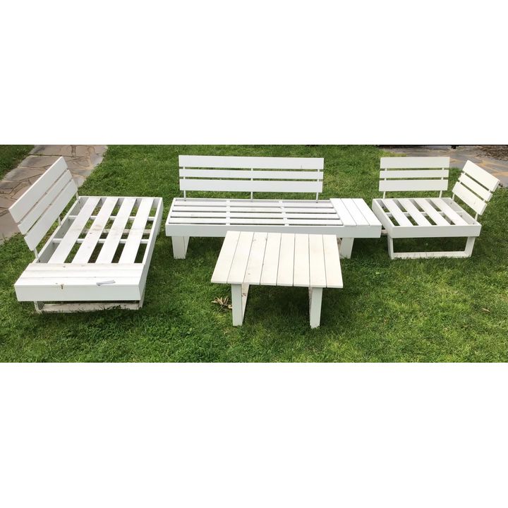 Outdoor Setting