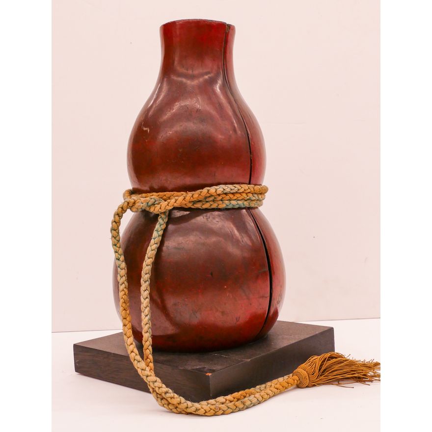Japanese Meiji Lacquered Gourd Large Box