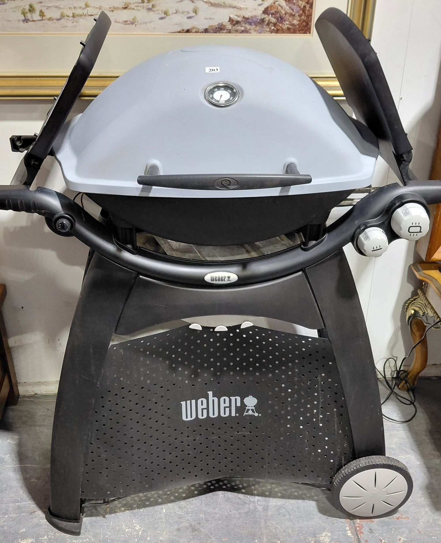 203 · WEBER Q