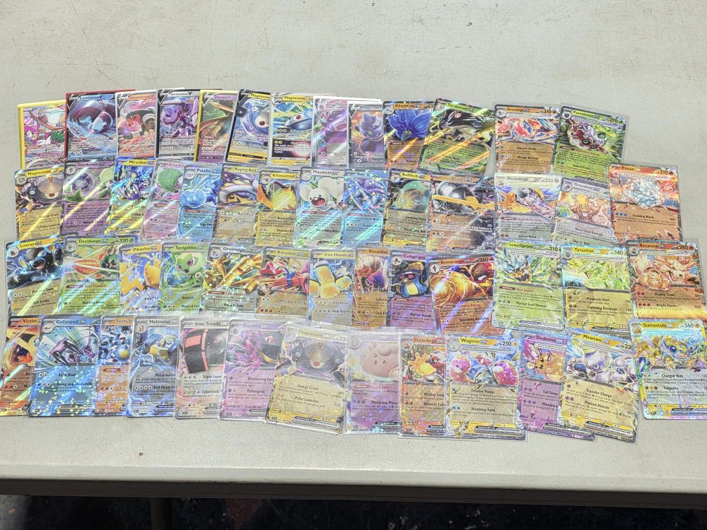1444 · POKEMON CARDS