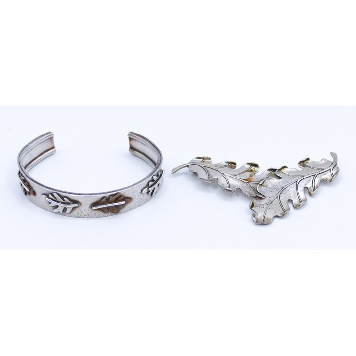Box Sterling Leaf Art Pendant & Cuff Bracelet - 35 Grams TW