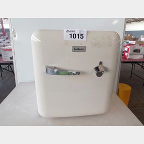 SNOMASTER - 50 LITRE CREAM TABLE TOP MINI FRIDGE - CREAM -