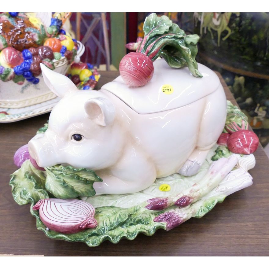 Fitz & Floyd Pig Tureen, Ladle & Undertray