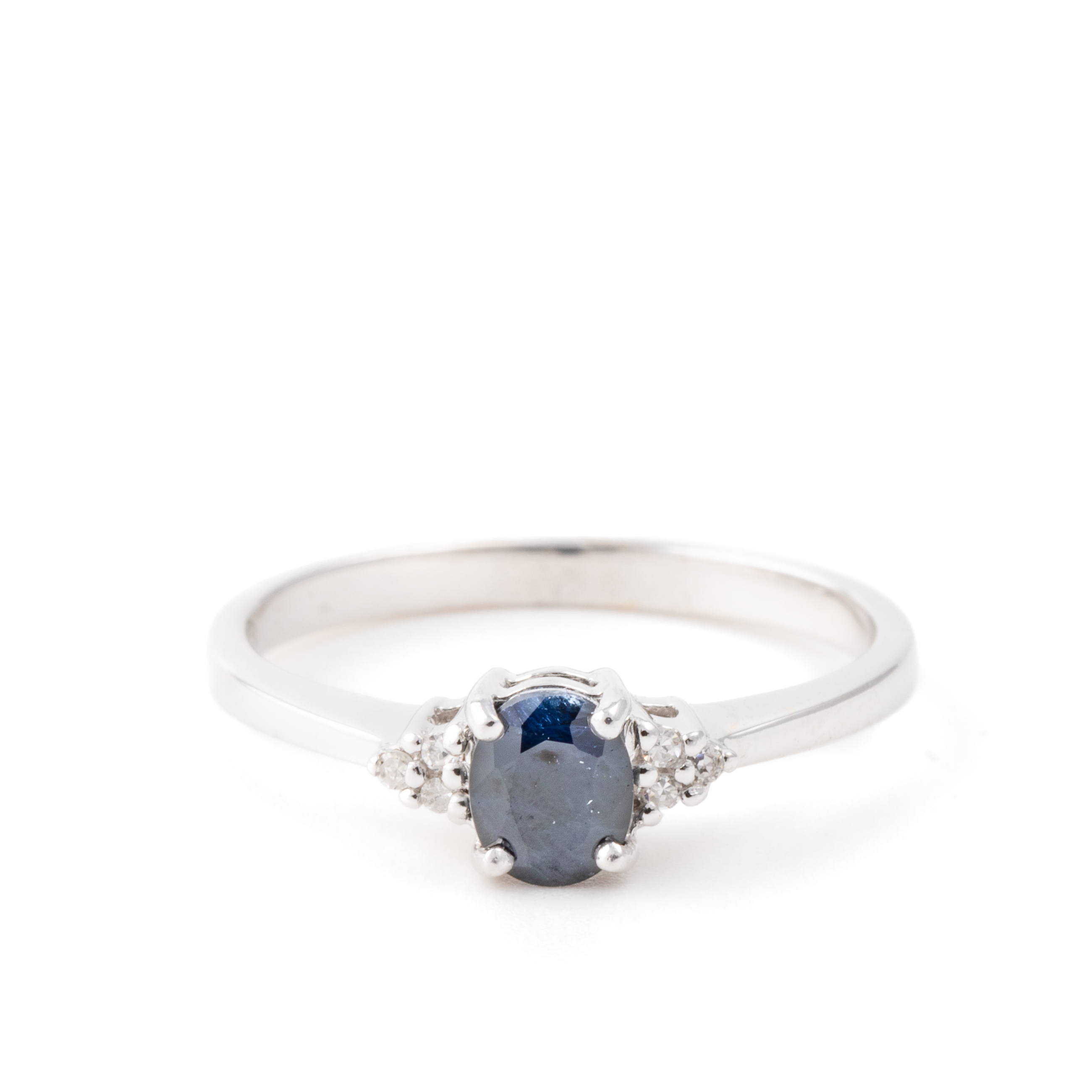 113 · Diamond & Sapphire Ring 9ct