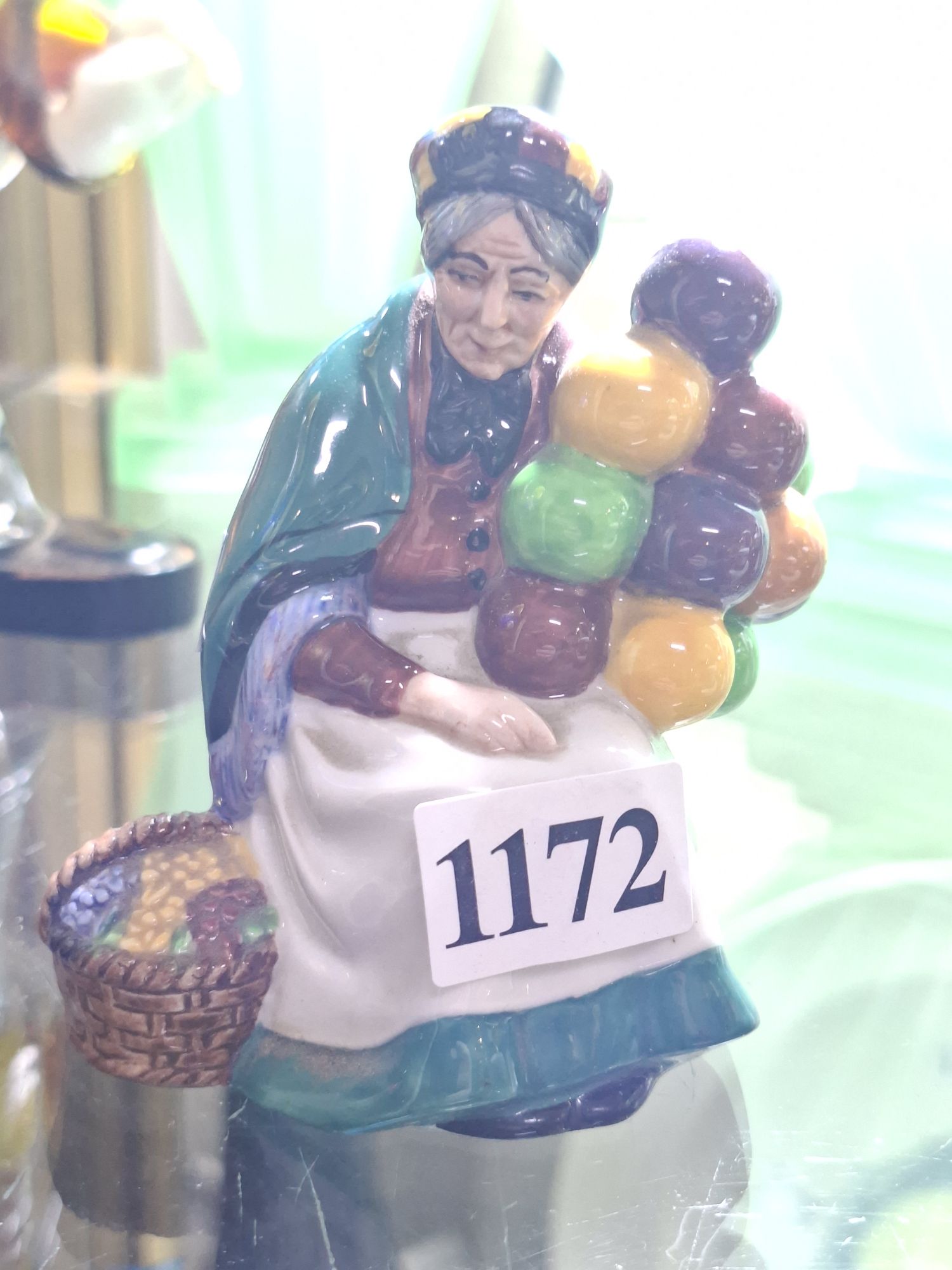 ROYAL DOULTON 'THE OLD BALLOON SELLER'