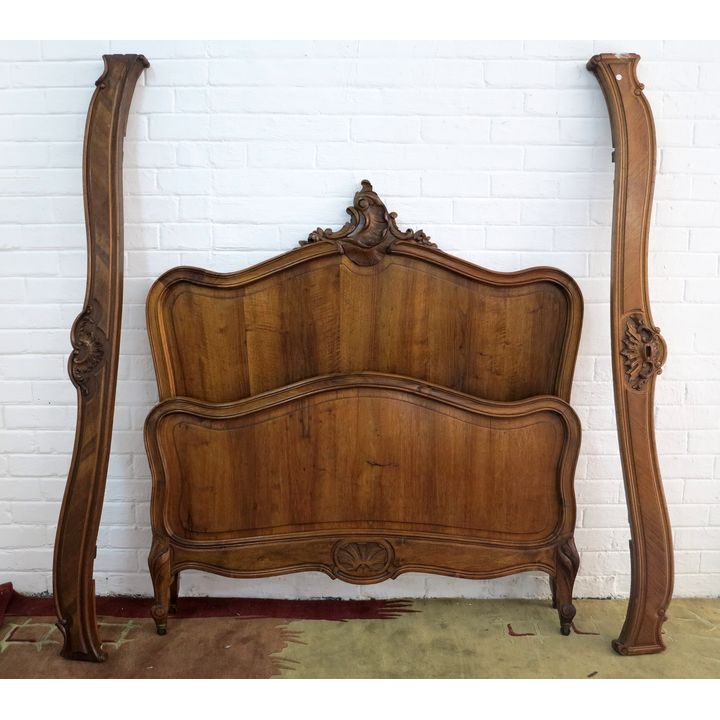 DOUBLE BED STEAD