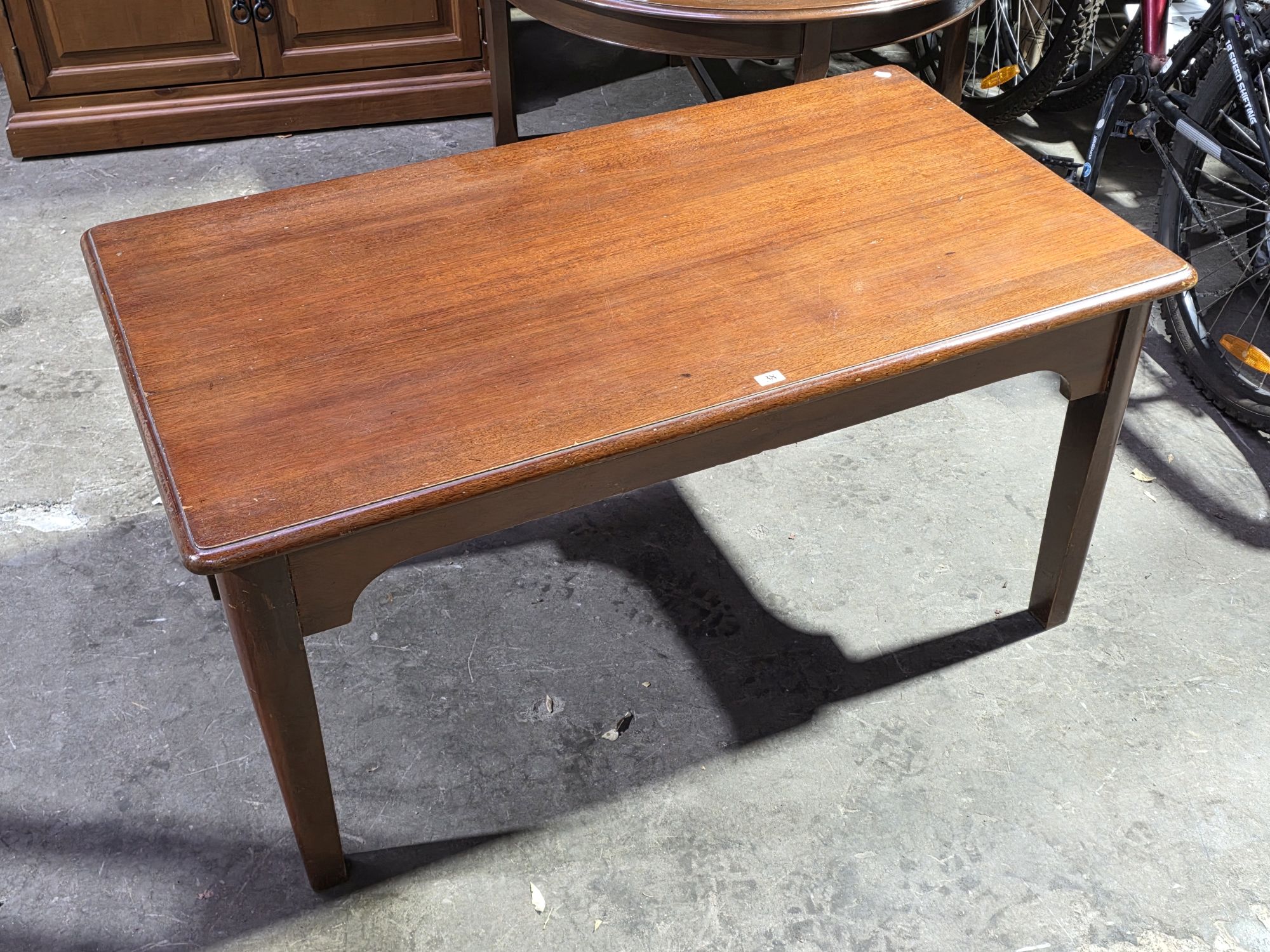 38 · LOW TABLE