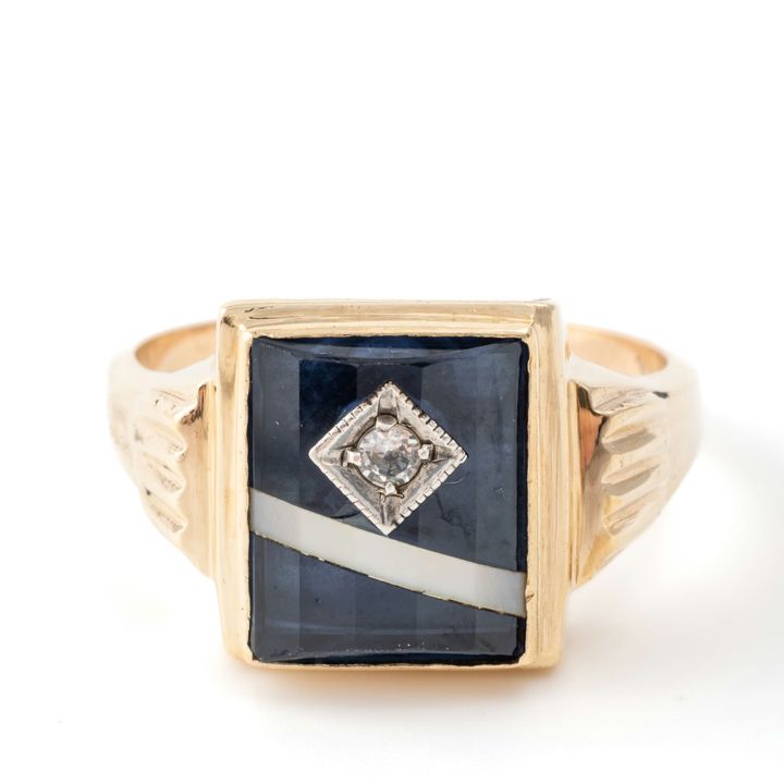 9ct Yellow Gold Signet Ring