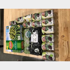 12 CANS DEL MONTE CUT GREEN BEANS, 12 CANS SW BLACK BEANS & 12 CANS FESTIVAL ORAGANIC SLICED MASHROOM
