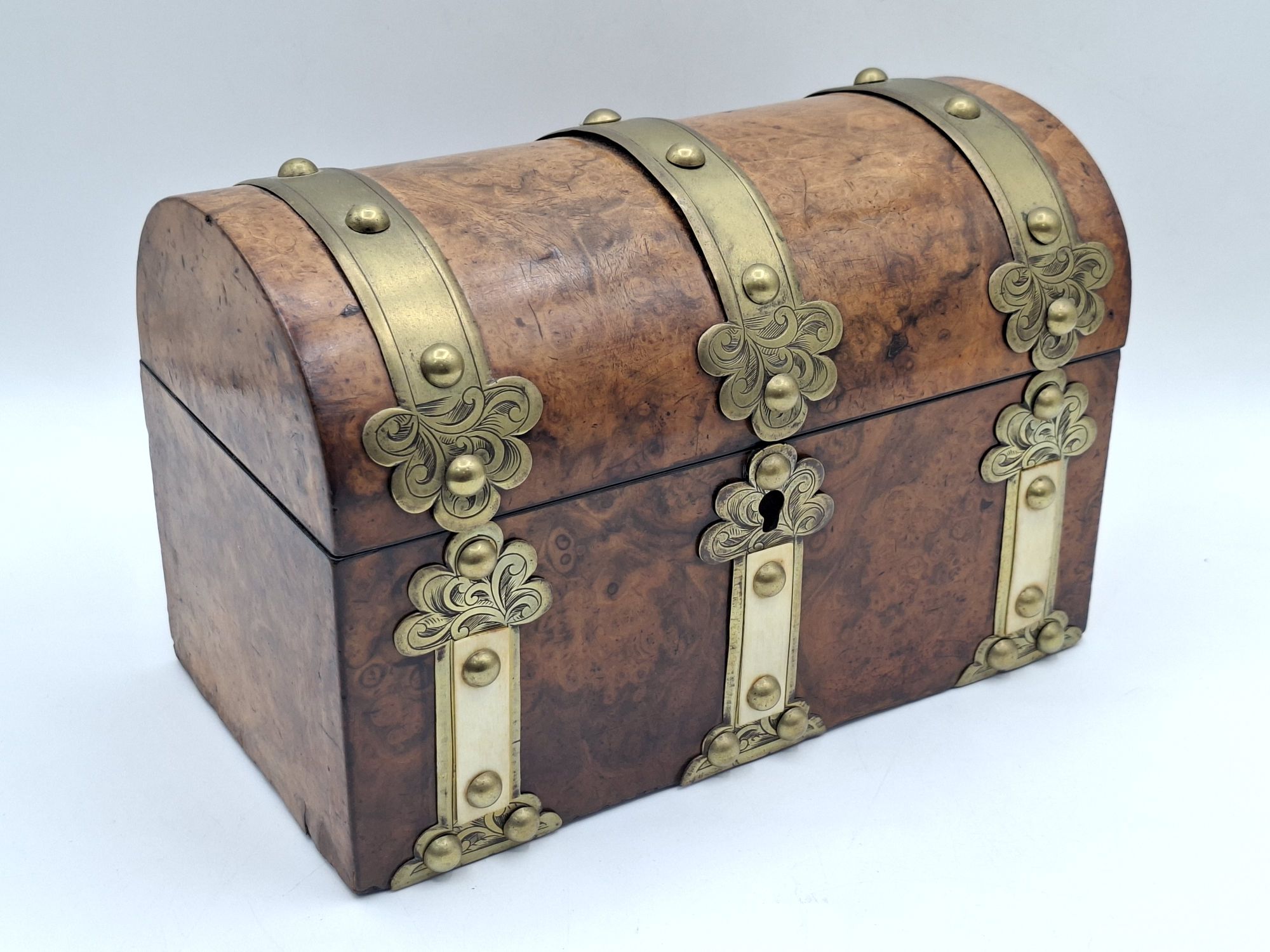 40 · 19TH CENTURY WALNUT AND BRASS BOUND CHEST