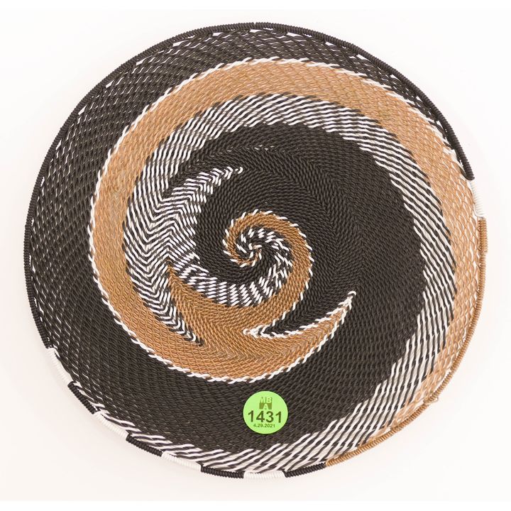 Zulu Woven Copper Wire Tray- 8''