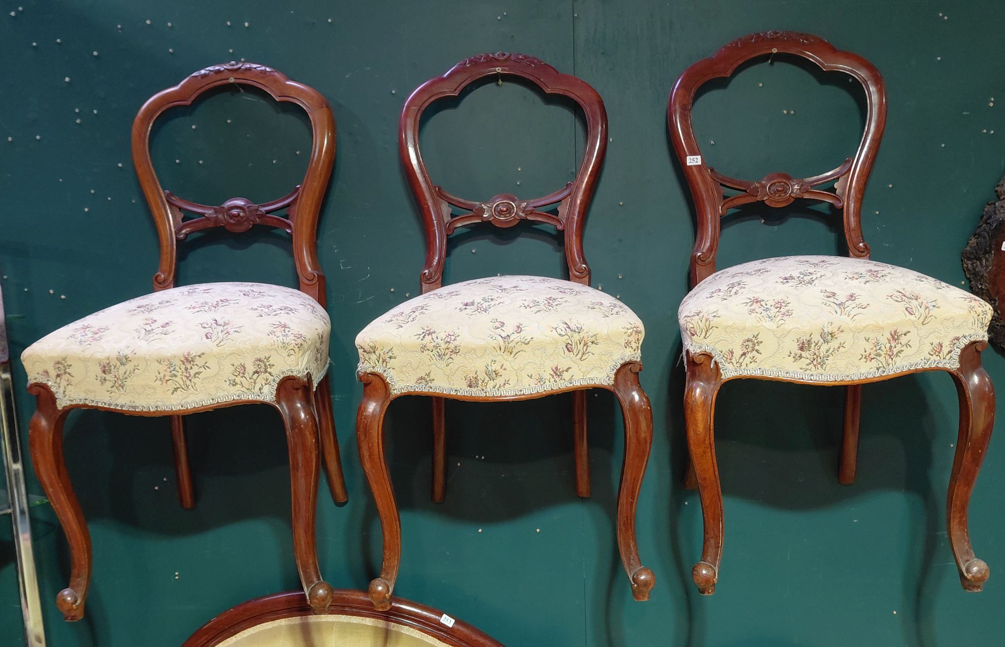 252 · VICTORAIN BALLOON BACK CHAIRS