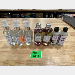 3X BODY MIST, 2X BODY OIL & LOVE BEAUTY & PLANET SHAMPOO