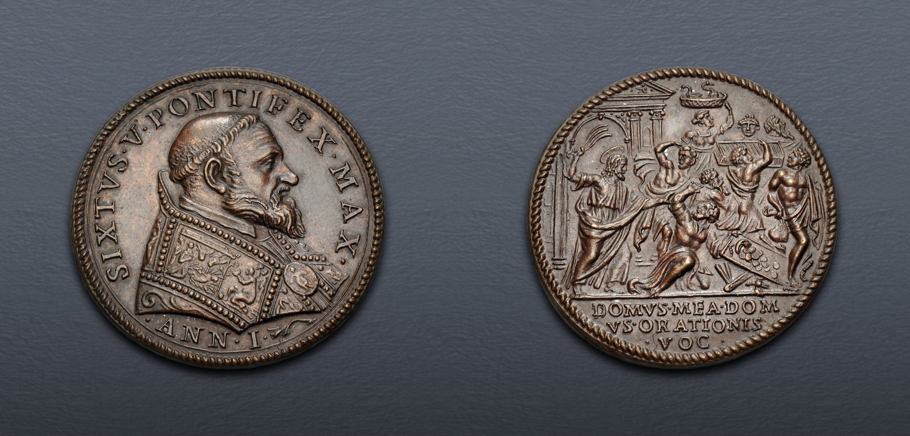 ITALY, Papal (Papal state). Sixtus V. 1585-1590. Æ Medal (29mm 