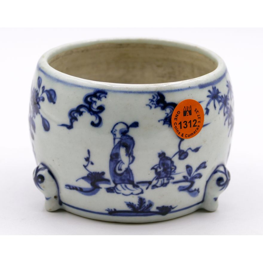 Old Chinese Blue & White Porcelain Censer 3''x4''