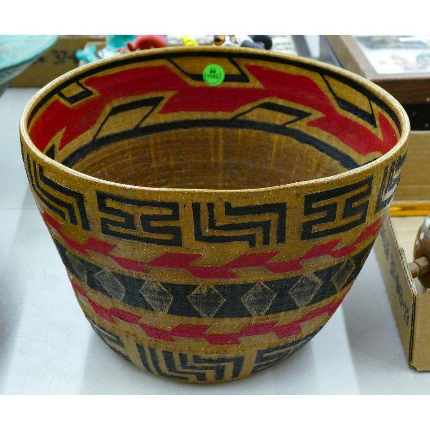 Doe Stahr NW Native Indian Basket Pottery Bowl 8''x12''