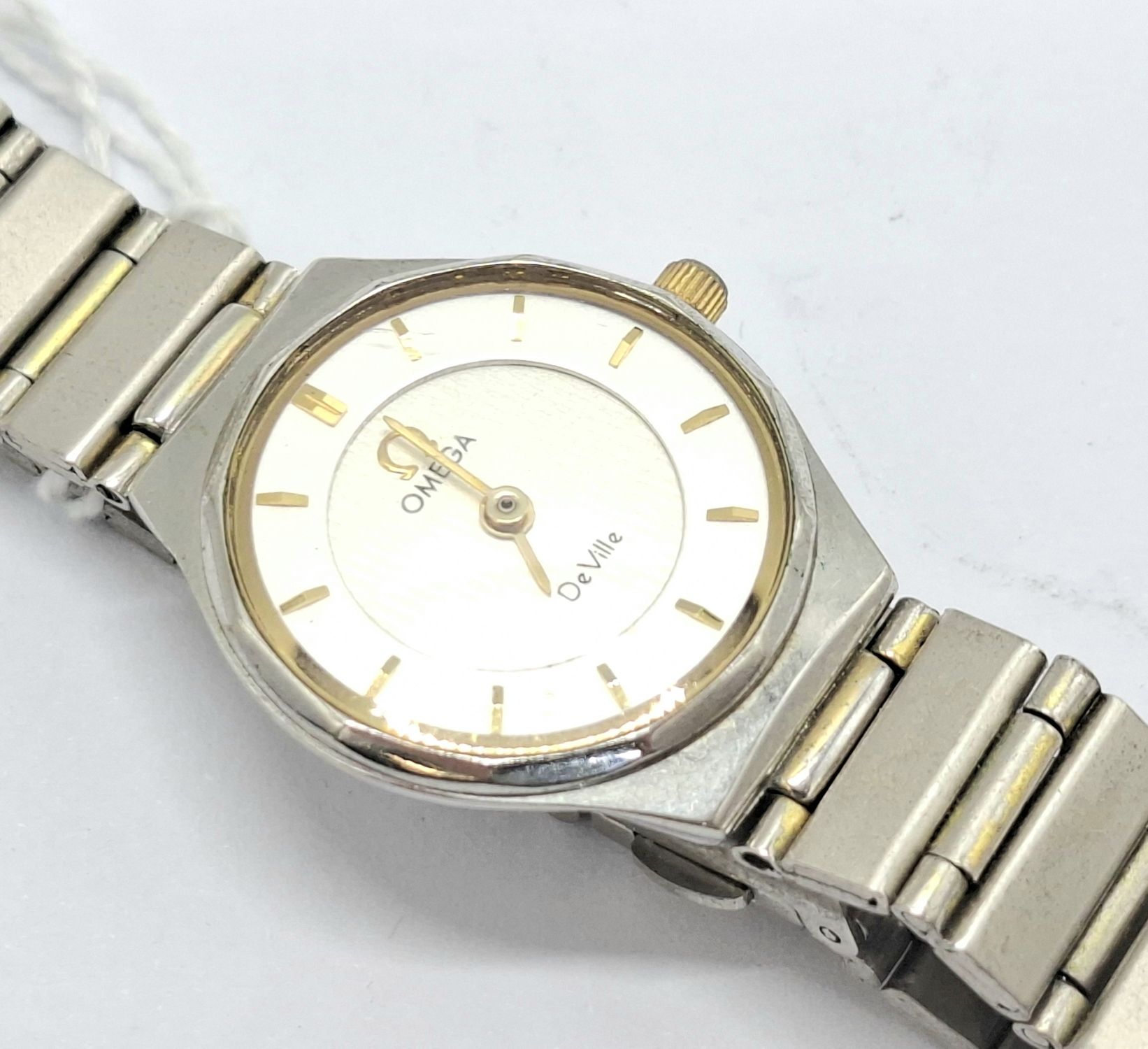 1011 · OMEGA DEVILLE LADIES WRIST WATCH