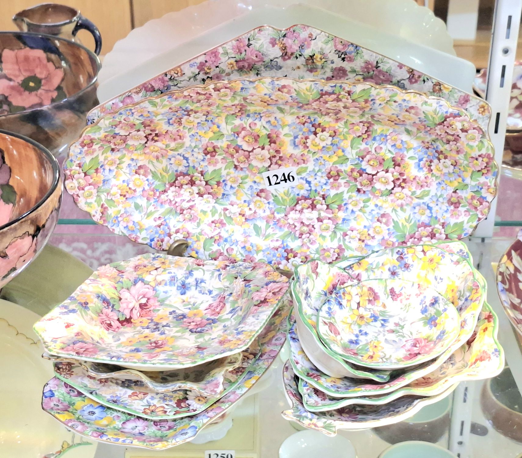 1246 · ALL OVER FLORAL CERAMICS