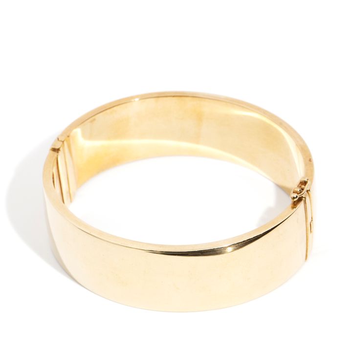 9 Carat Yellow Gold Hinged Bangle