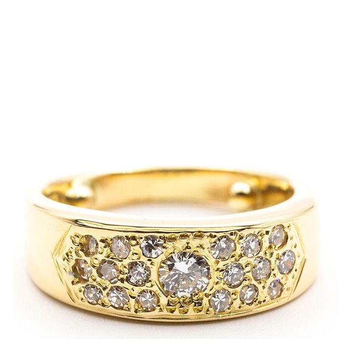 0.45 Carat Diamond Ring in 18 Carat White gold