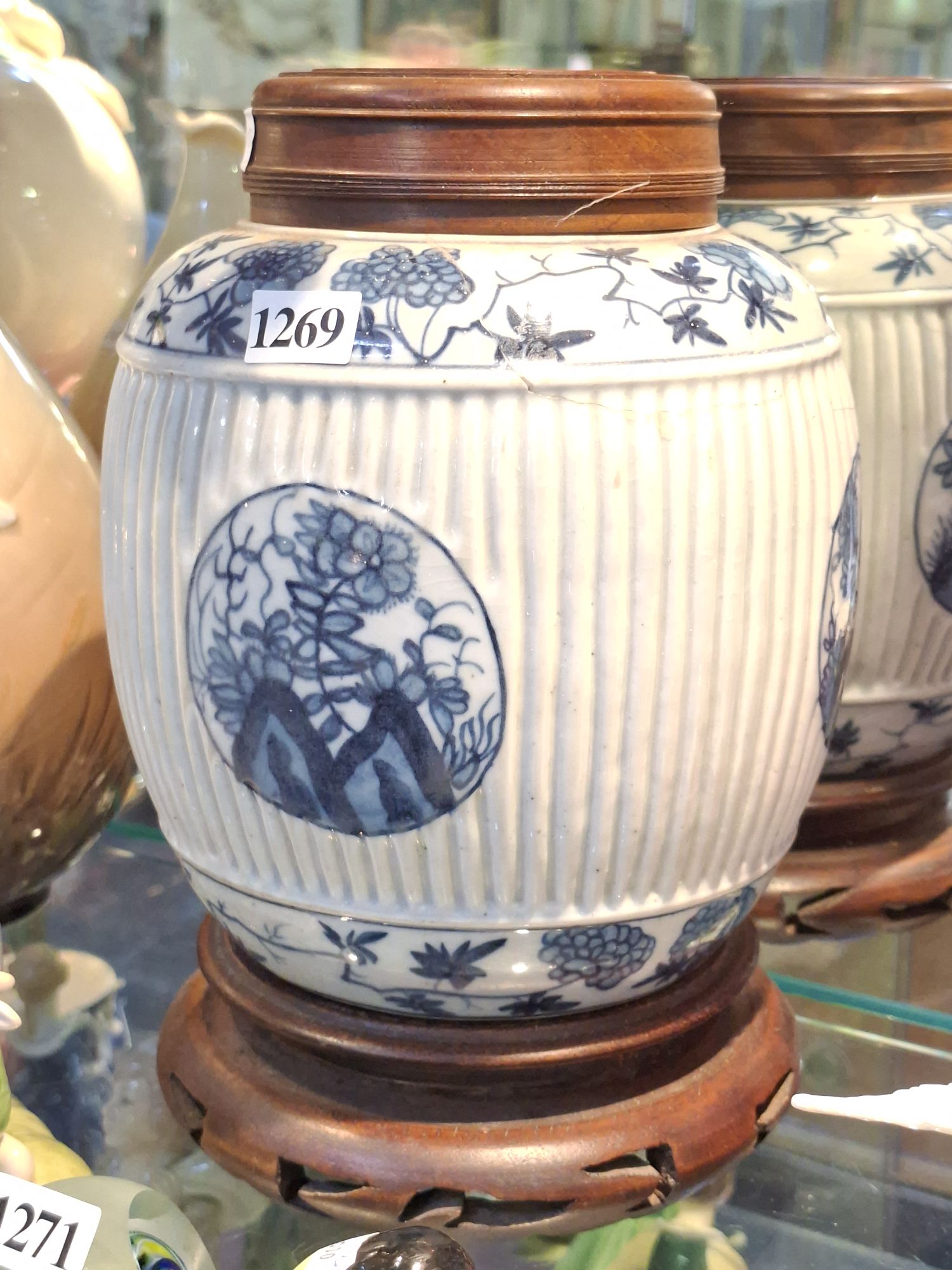 1269 · CHINESE BLUE AND WHITE GINGER POT