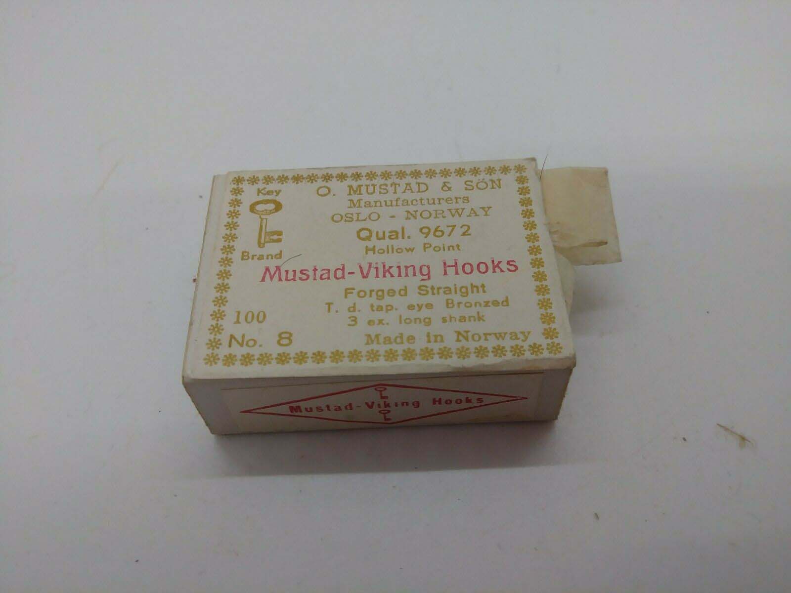 100 Mustad Viking Qual. 94840 Size 6 Fly Tying Hooks- Vintage Dry