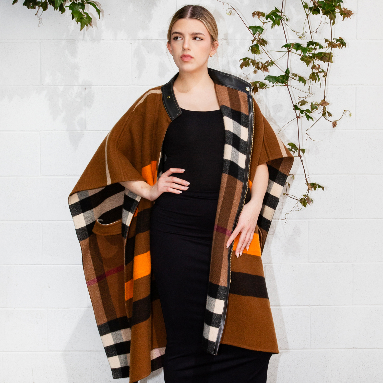 Burberry Reversible Woollen Poncho