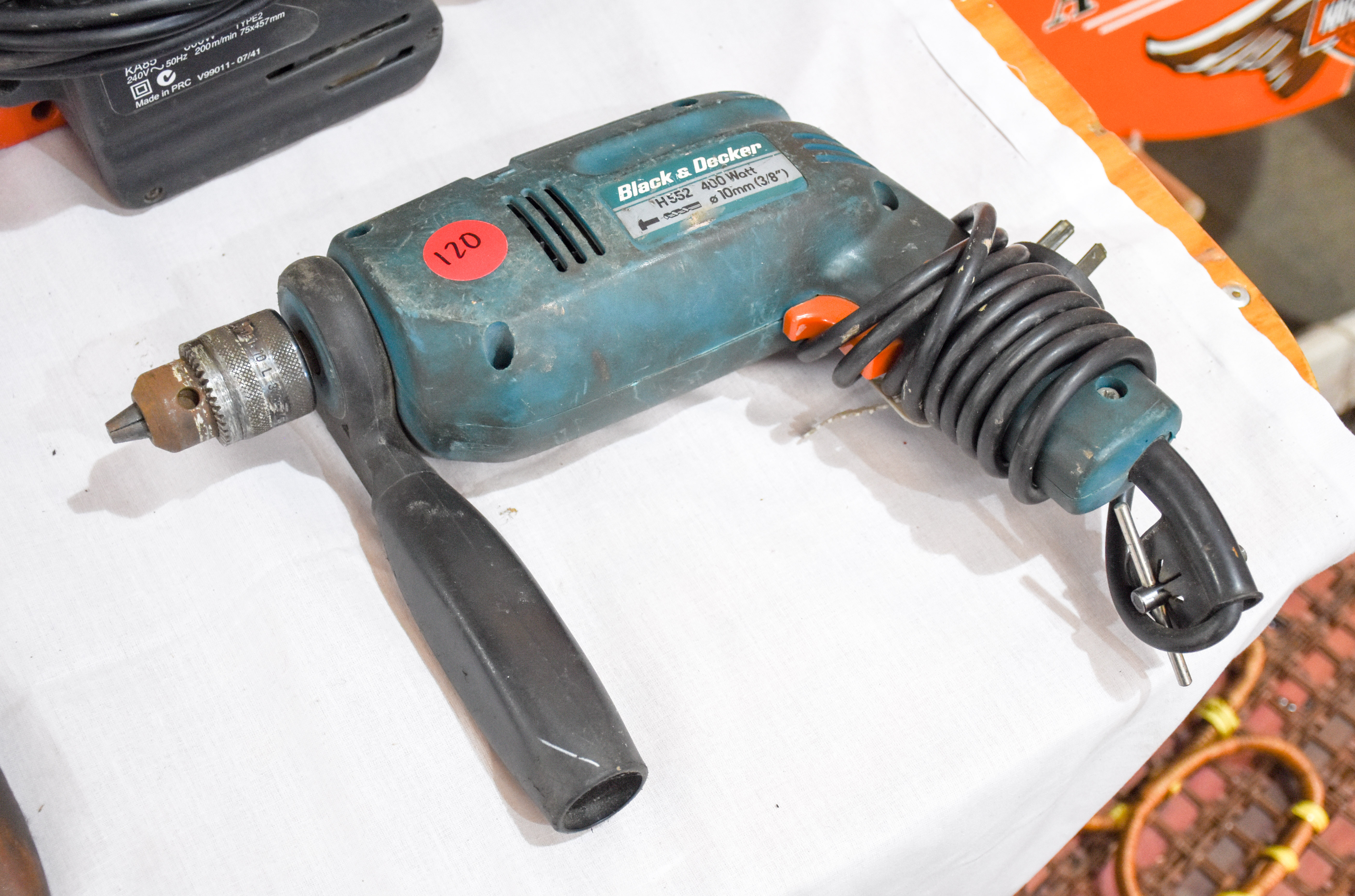Black and Decker H552 Power Drill Lipscombe Auction House Limited