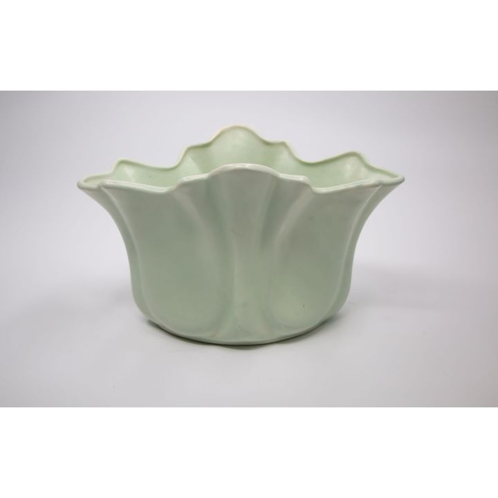 Crown Lynn Potteries - Fluted mantle vase