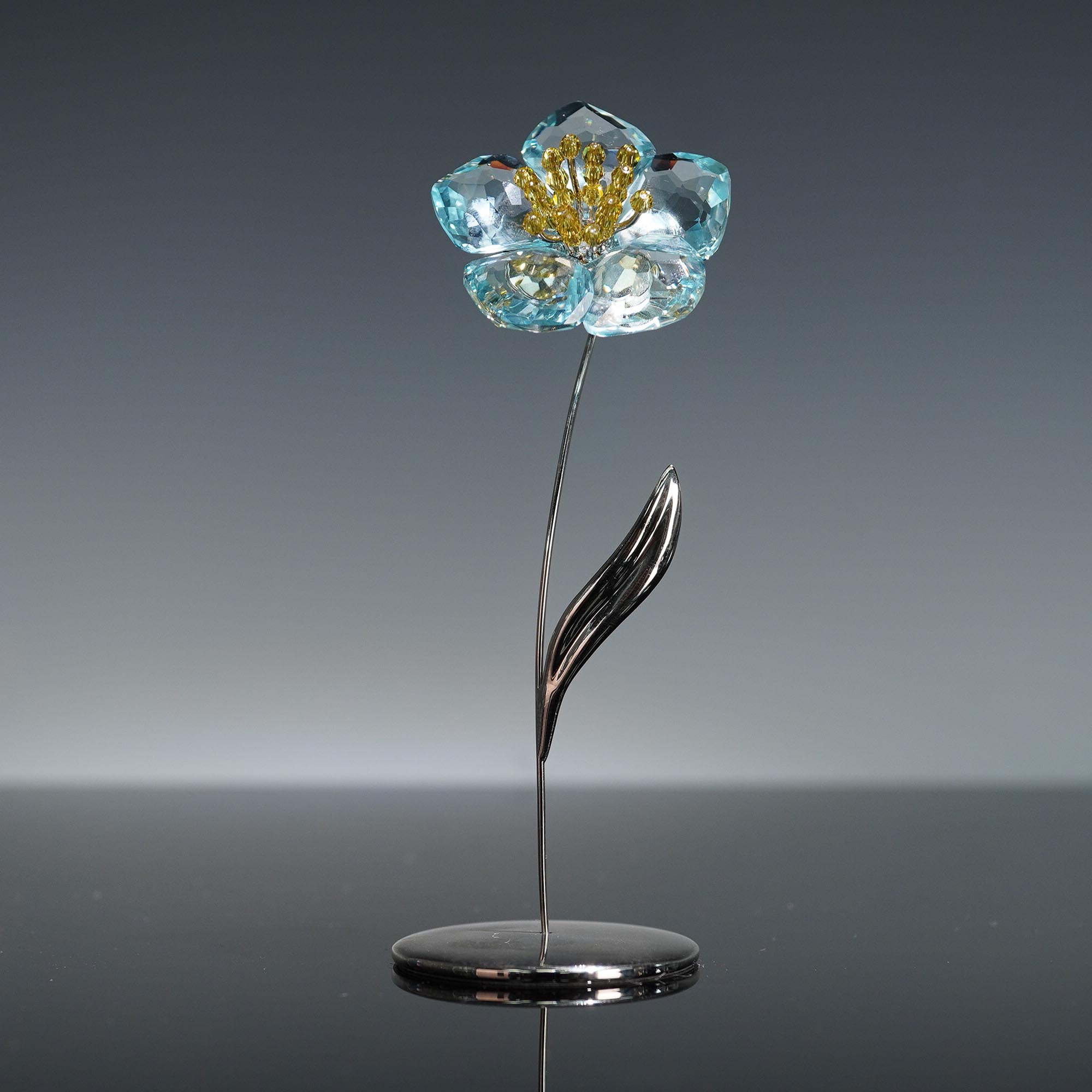 レア希少品　クリスタルダイス Swarovski Crystal Paradise Flower Figurine, Daeni Light Topaz