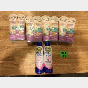 8x AVEENO BABY SUNSCREEN LOTION & 2X BANANA BOAT SUNSCREEN