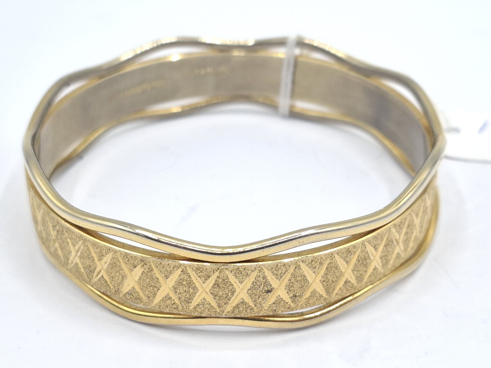 18ct Gold Plated Bangle