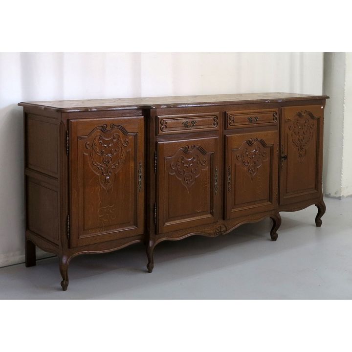 LARGE BELGIAN OAK SIDEBOARD/DRESSER