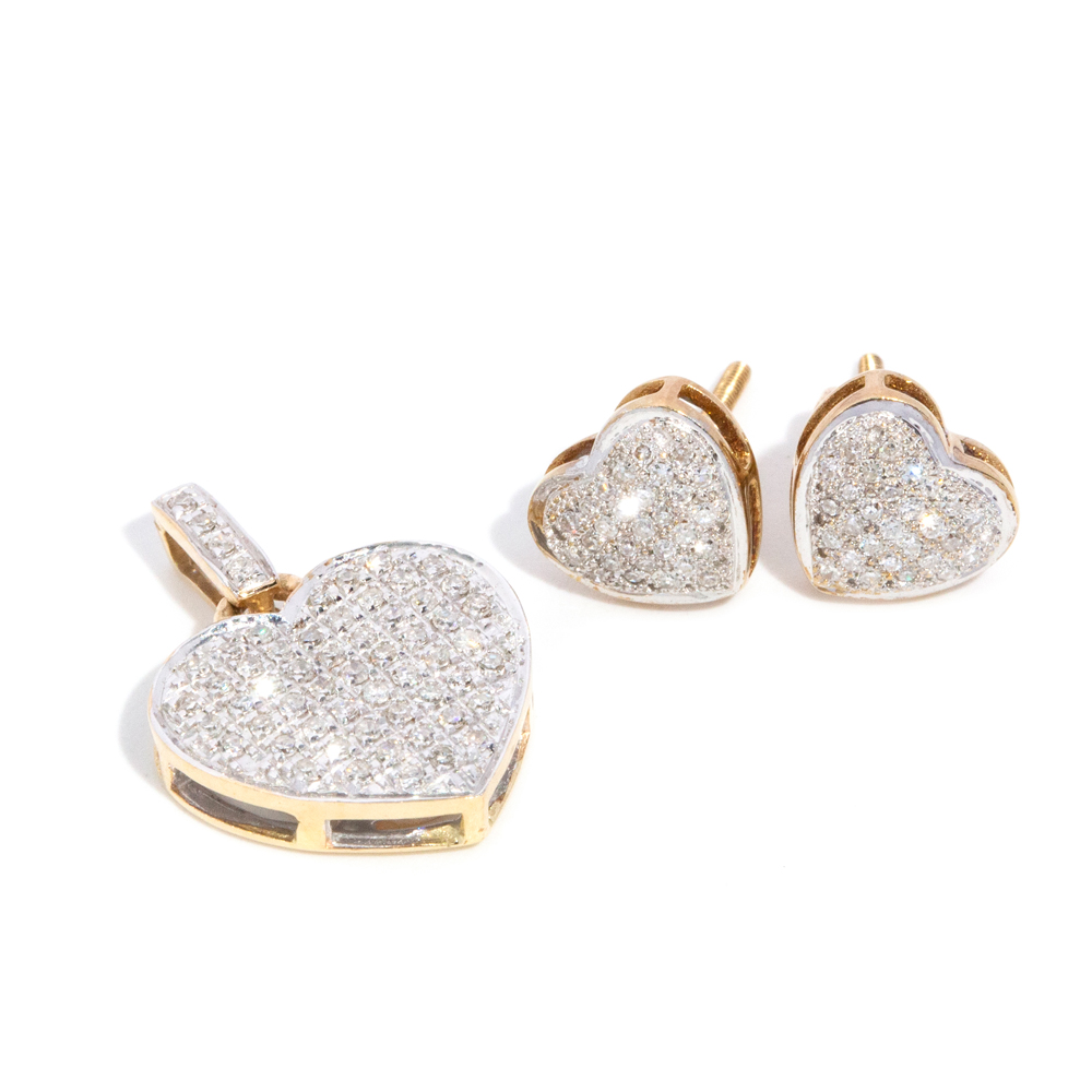169 · 9ct Diamond Earring and Pendant Set