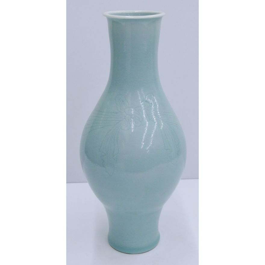 Chinese Republic Porcelain Celadon Ribbon Vase