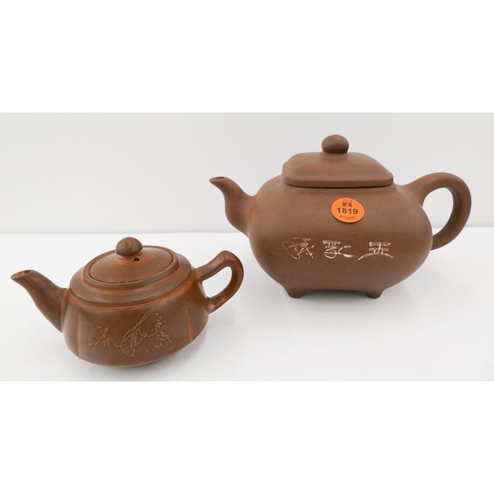 2pc Chinese Yixing Teapots- largest 7''