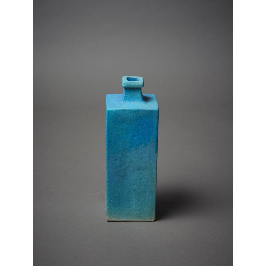Len Castle - A square sided bottle vase