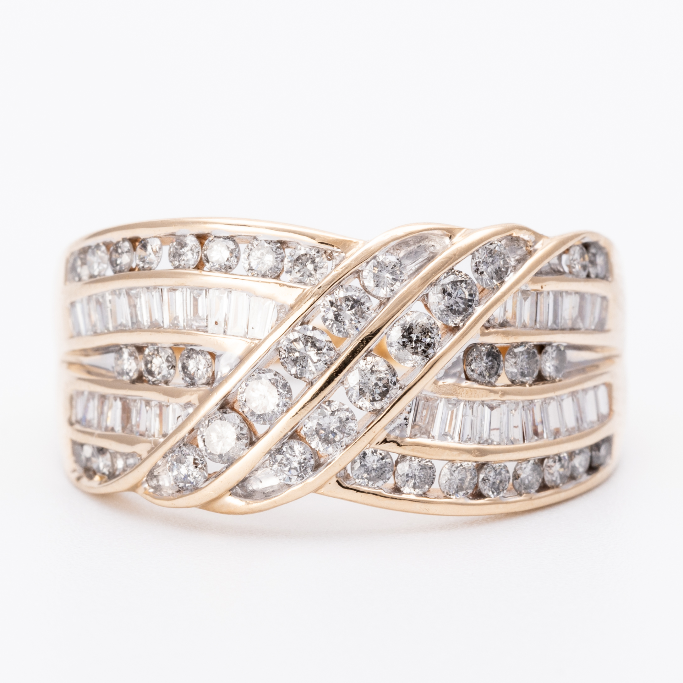252 · 1.00 Carat Diamond Crossover Band 9ct Gold