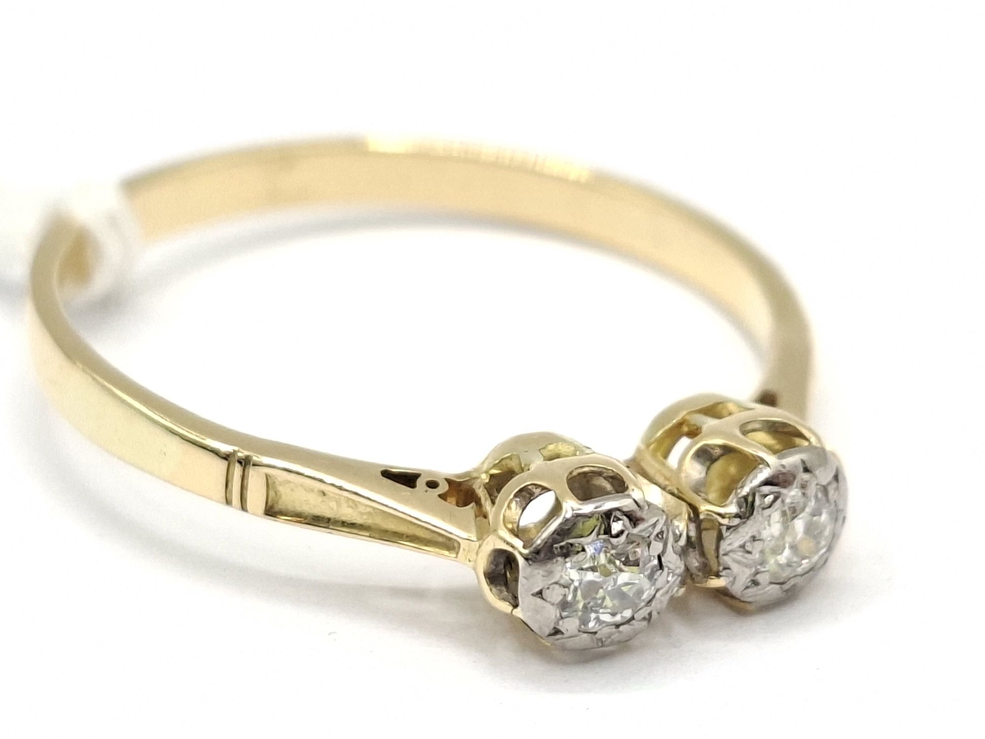 18ct Gold Diamond Ring