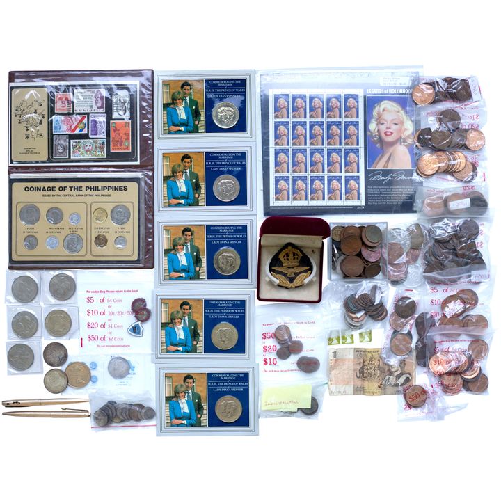 Collection of Australian & World Stamps & Coins