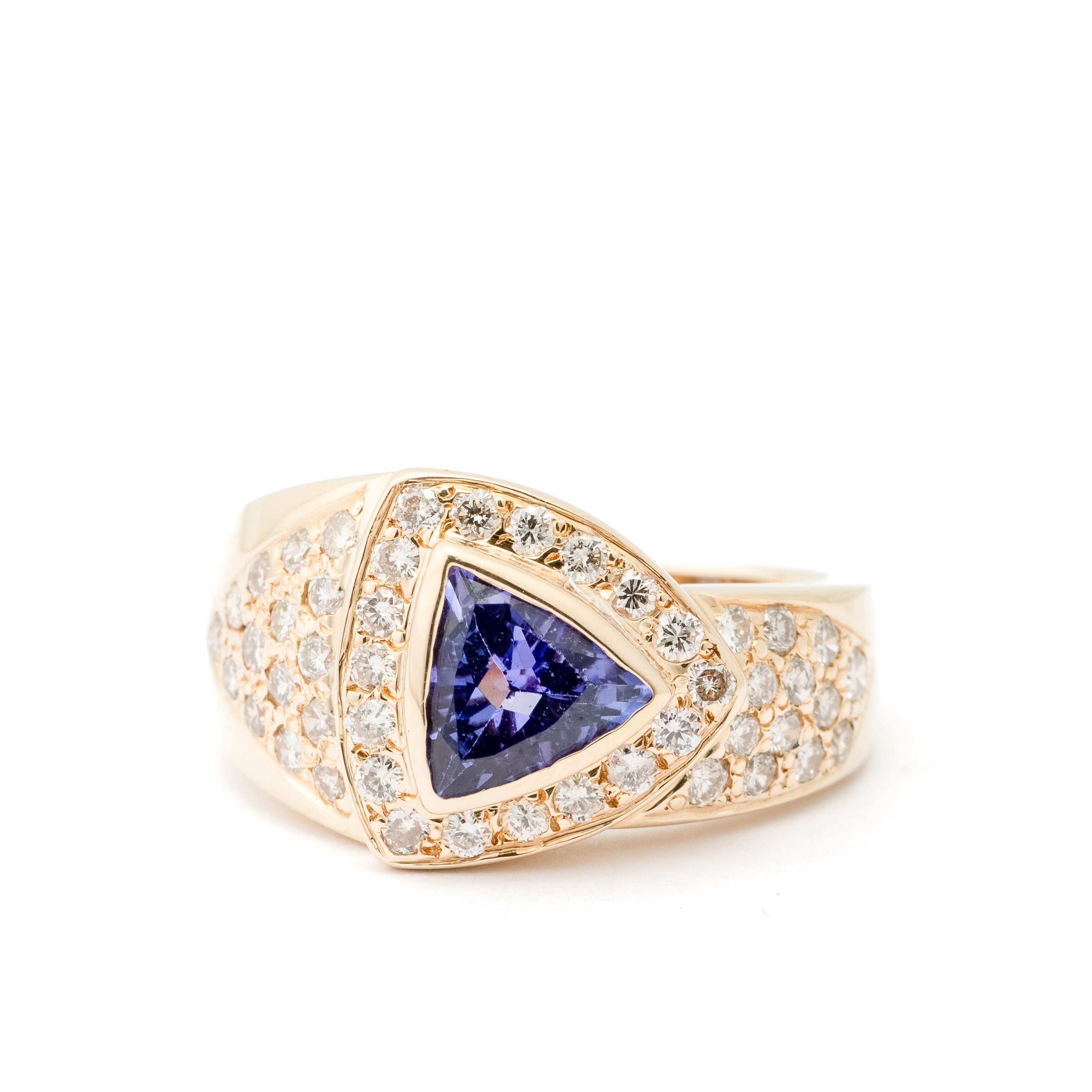 317 · Tanzanite & 0.64 Carat Diamond 14ct Gold Ring