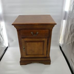 Sumter Cabinet Company End Table Nightstand Cherry Finish