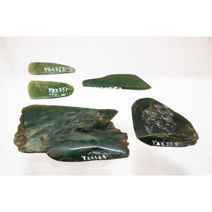 Mahi Kōhatu - Five Pounamu worked stones