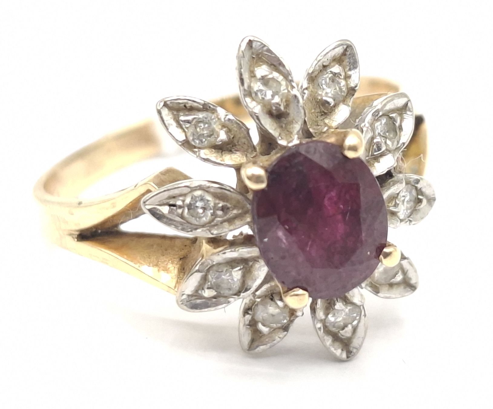 1112 · 14CT RUBY AND DIAMOND DRESS RING